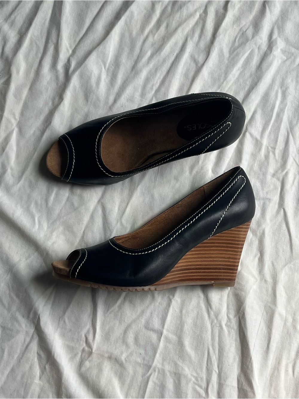 AEROSOLES Black Peep-Toe Wedge Pumps with Contrast Stitching